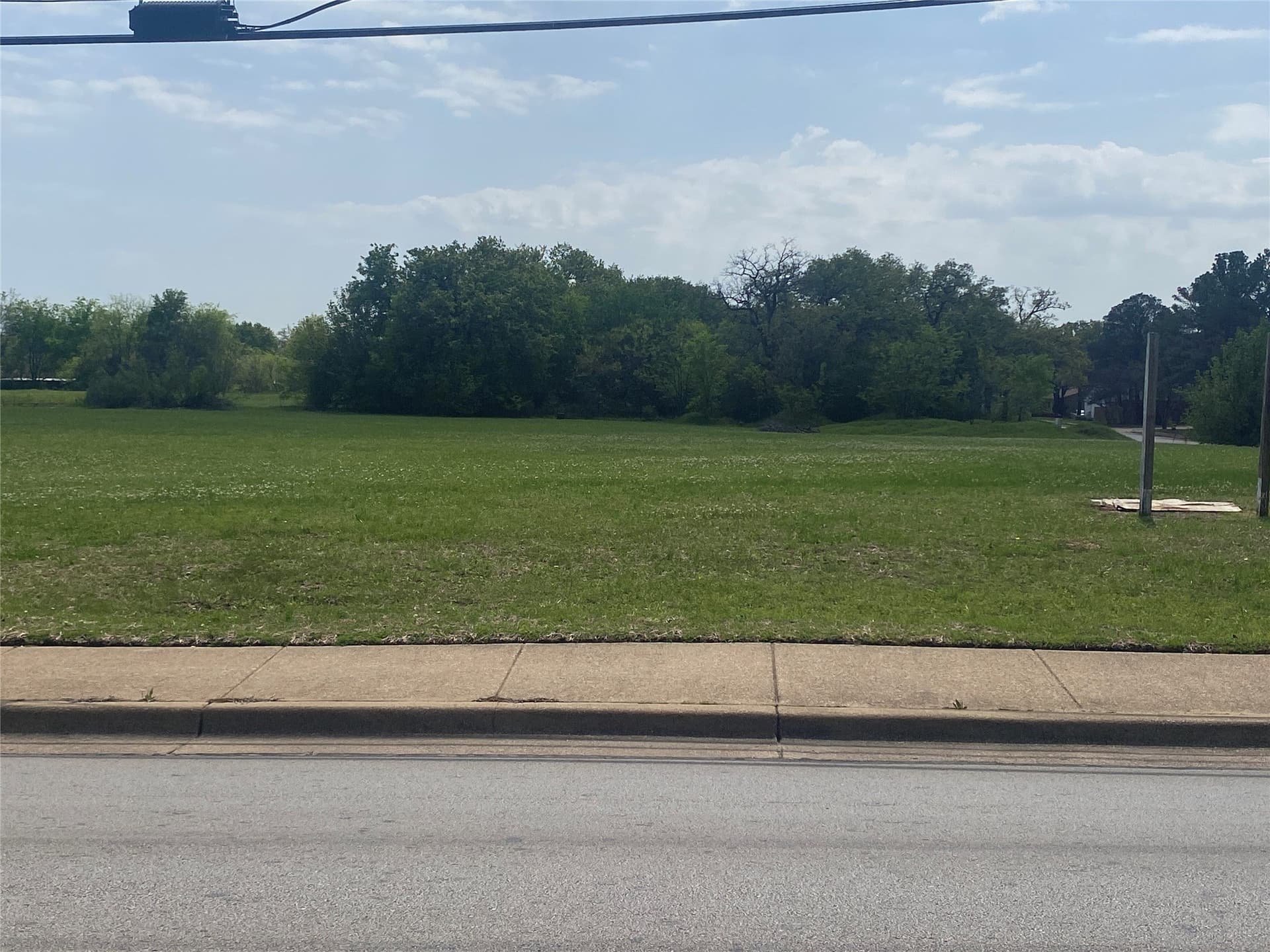 1.25 acres in Tarrant County - photo 13