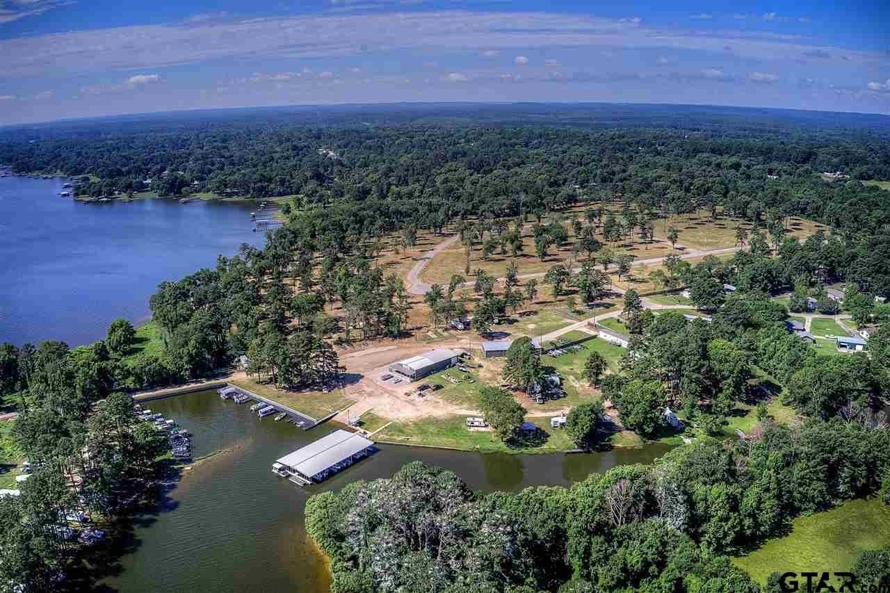 0.91 acres in Henderson County - photo 8