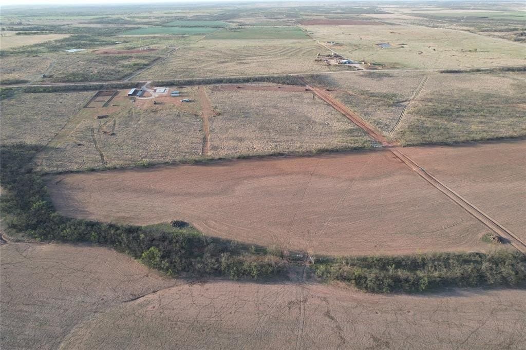 10.3 acres in Jones County