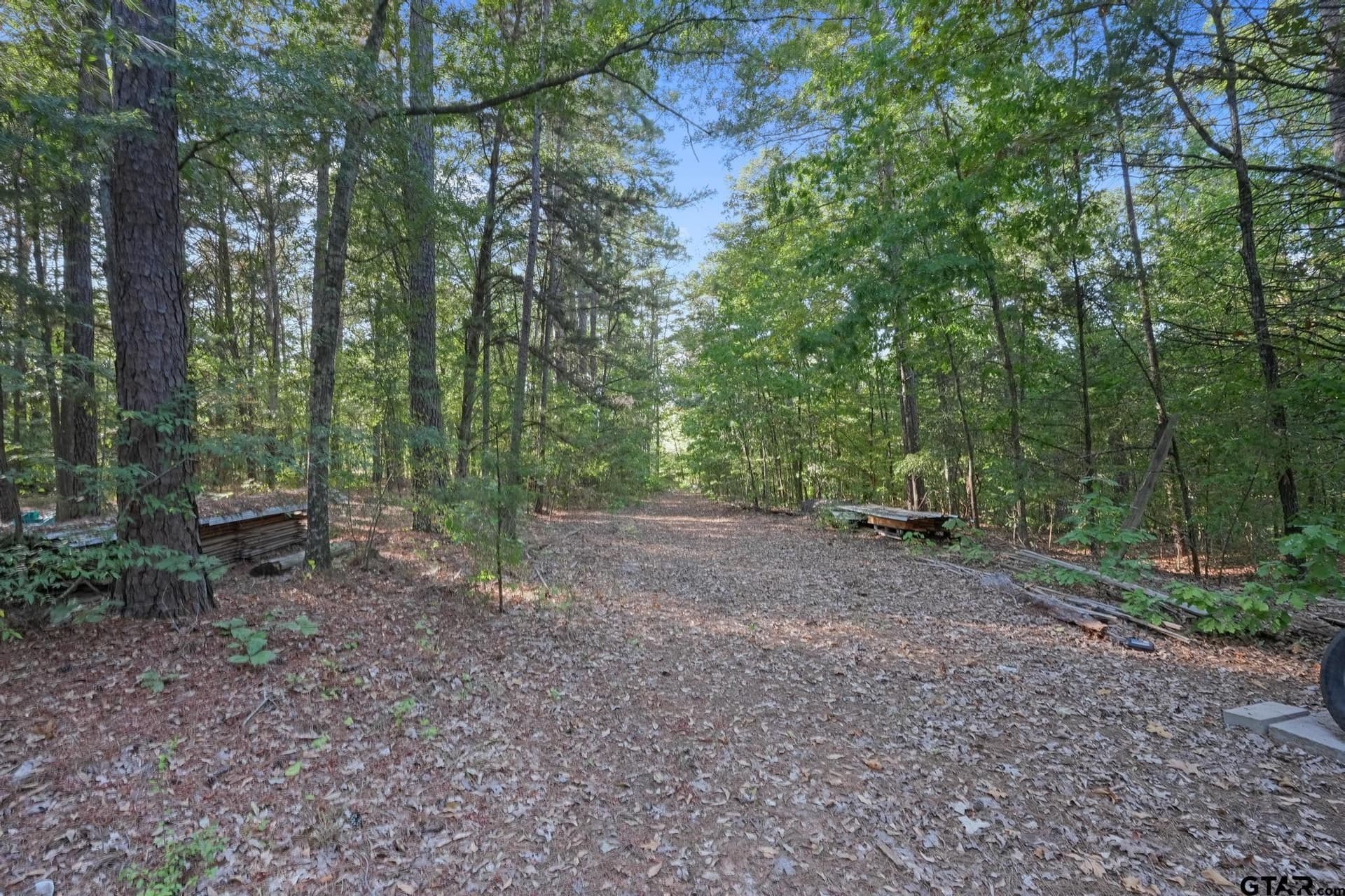 11.99 acres in Smith County - photo 2