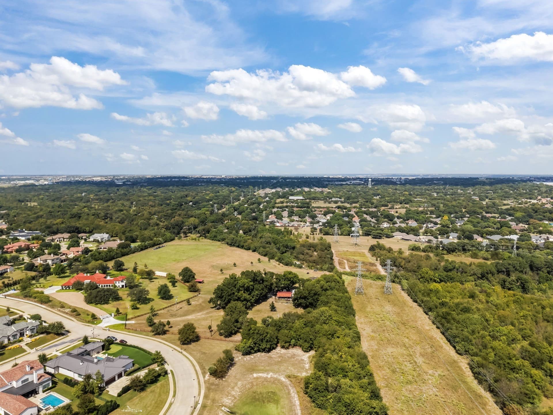 5.73 acres in Tarrant County gallery image 3
