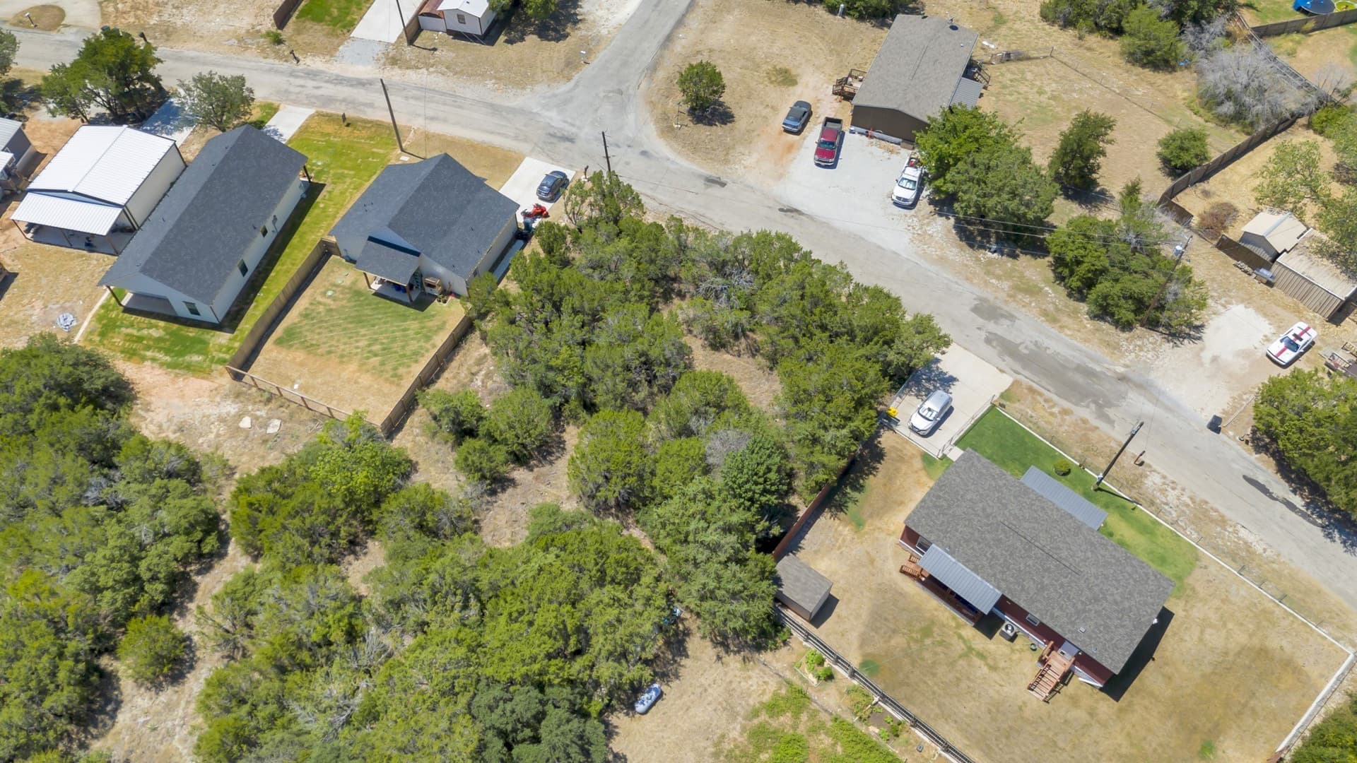 0.03 acres in Hood County - photo 4