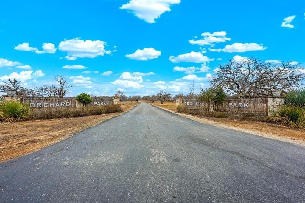 2.99 acres in Bandera County