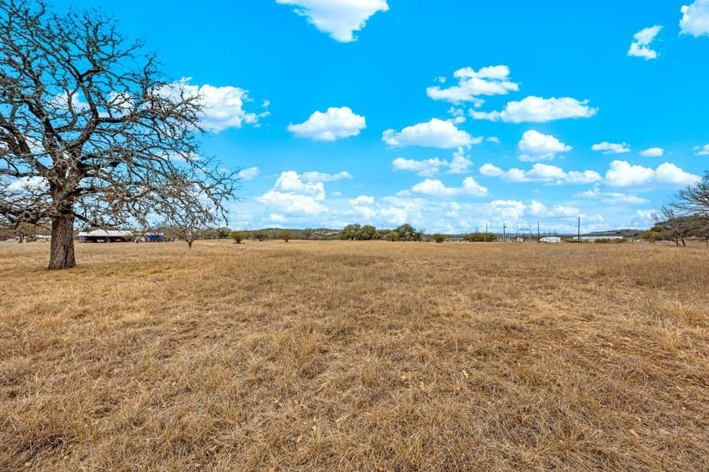2.99 acres in Bandera County - photo 7