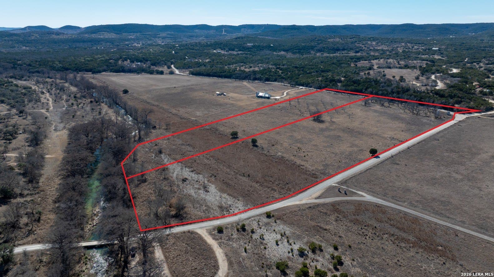 11.2 acres in Bandera County gallery image 3