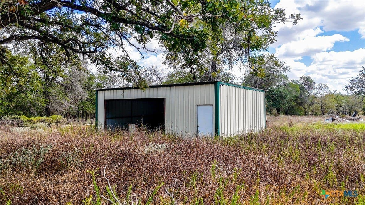 5.29 acres in Wilson County gallery image 2