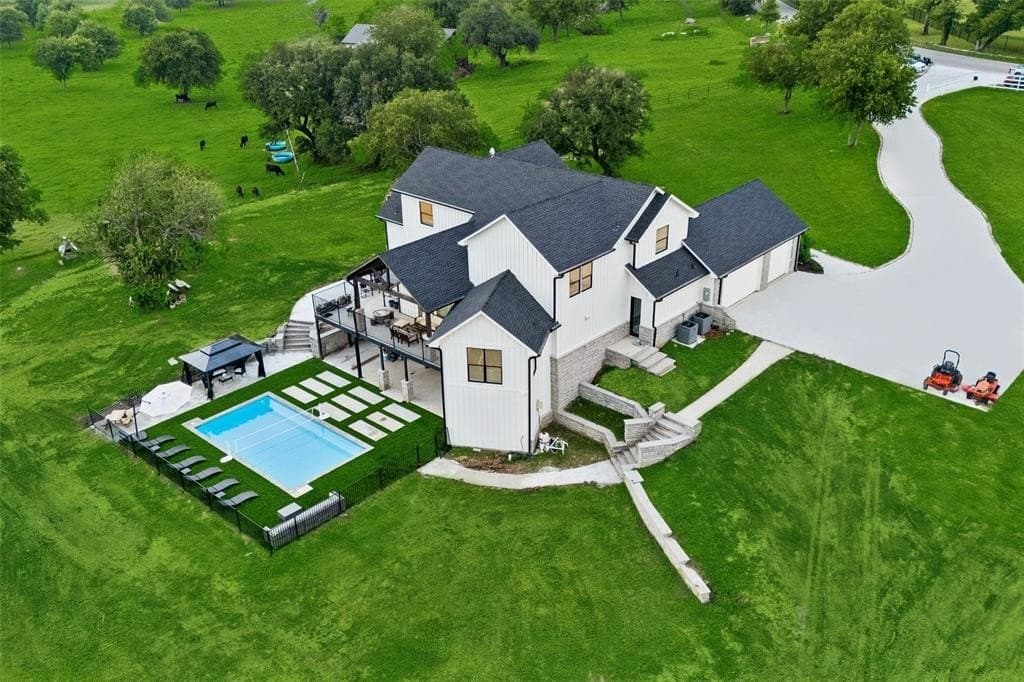 19.05 acres in Tarrant County