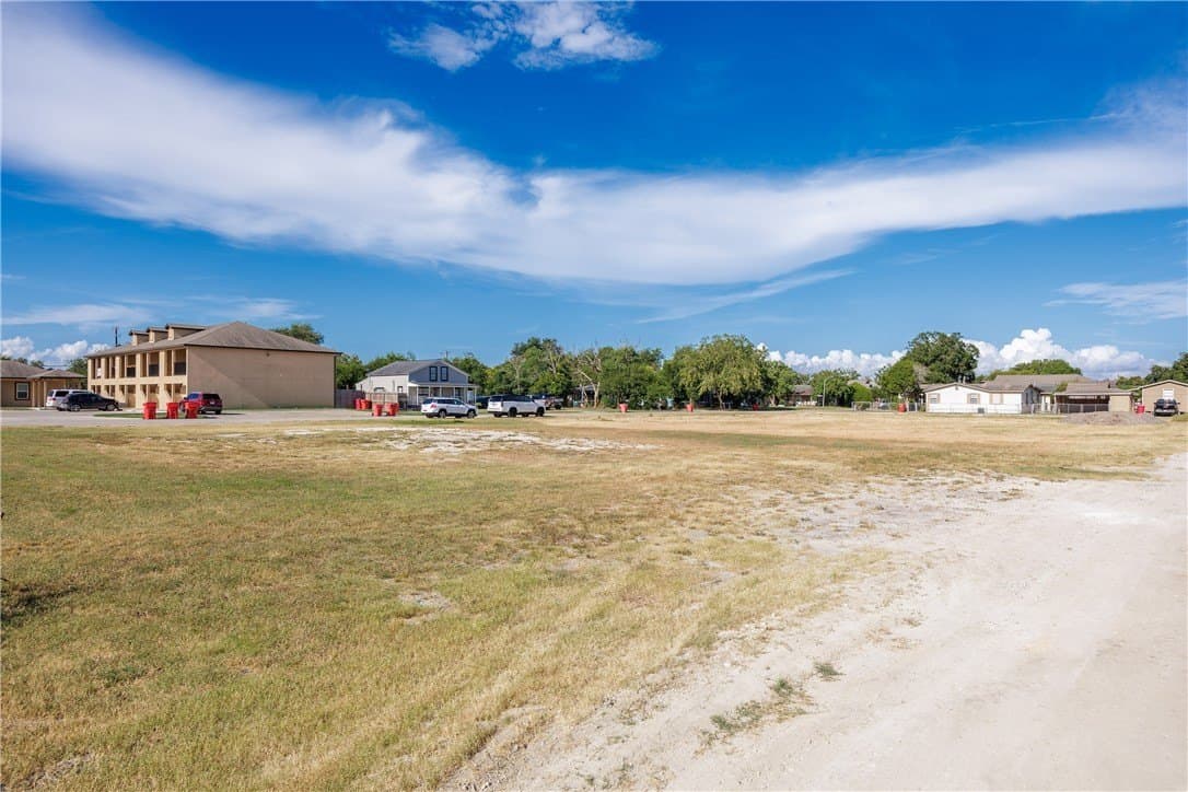 1.04 acres in Nueces County featured view