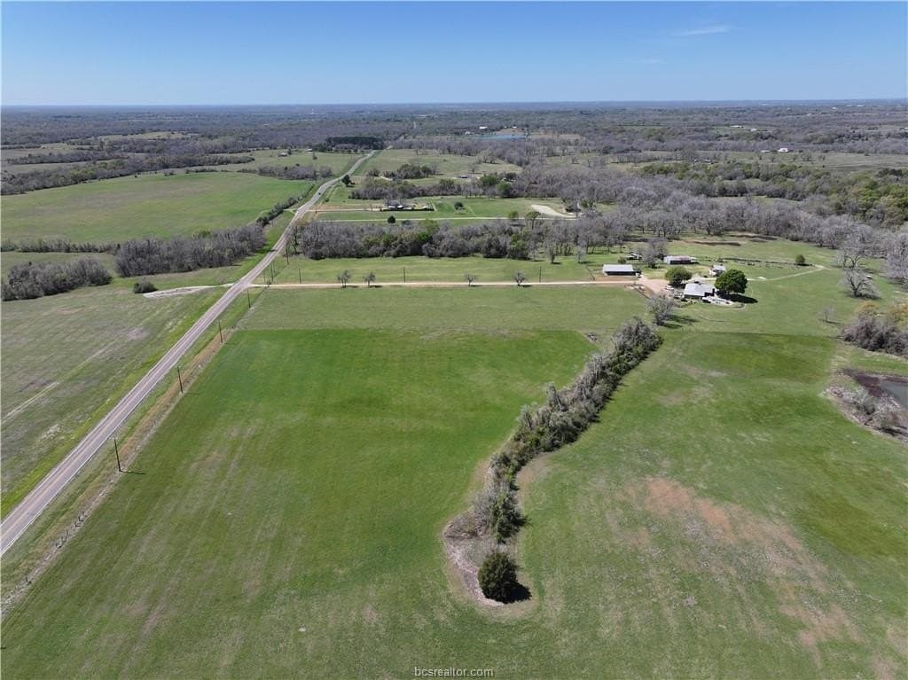 28.76 acres in Grimes County - photo 10