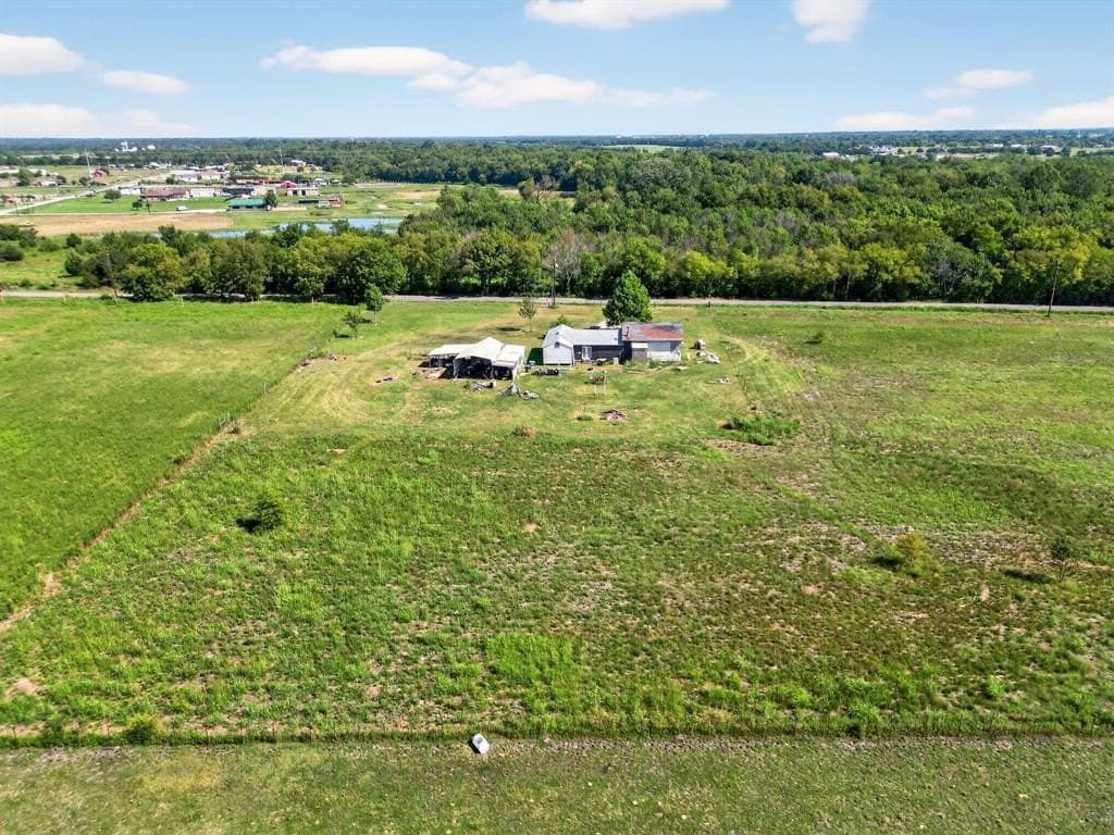 15 acres in Hunt County featured view