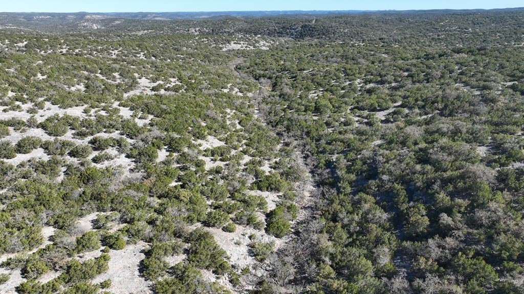 365.8 acres in Edwards County gallery image 2