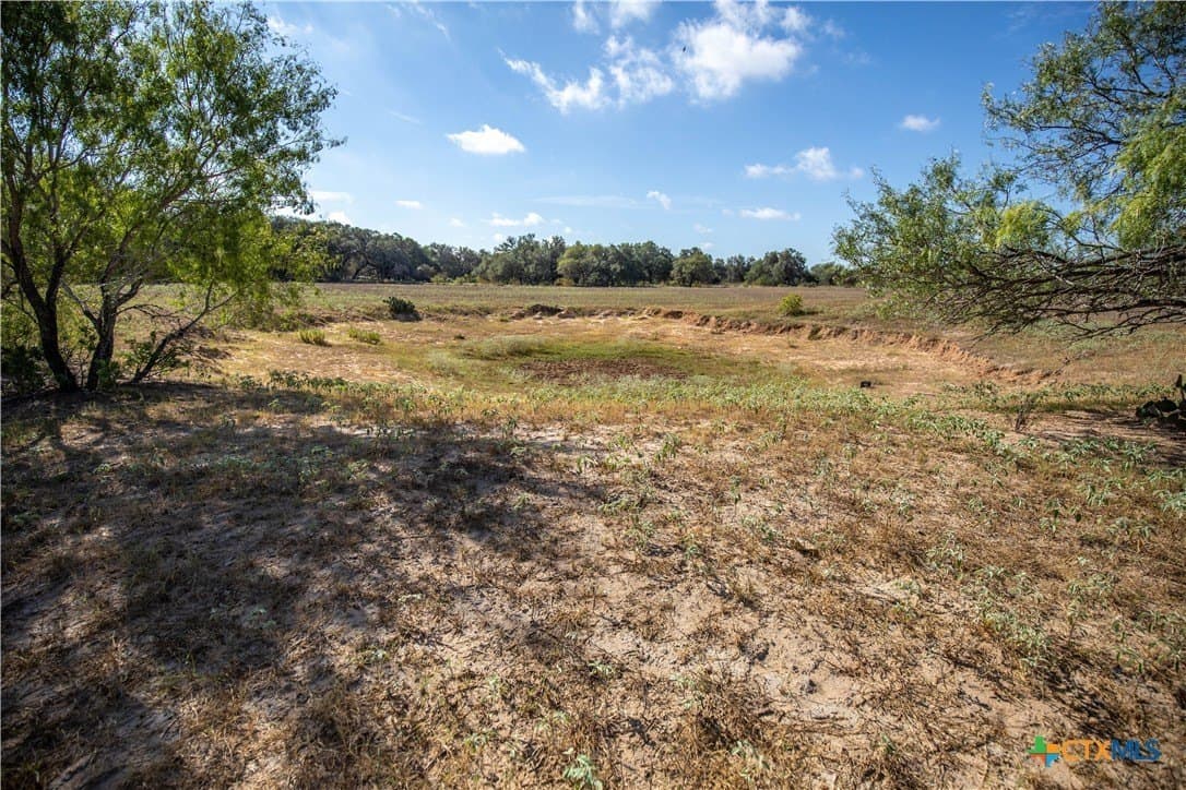 15 acres in Bexar County - photo 29