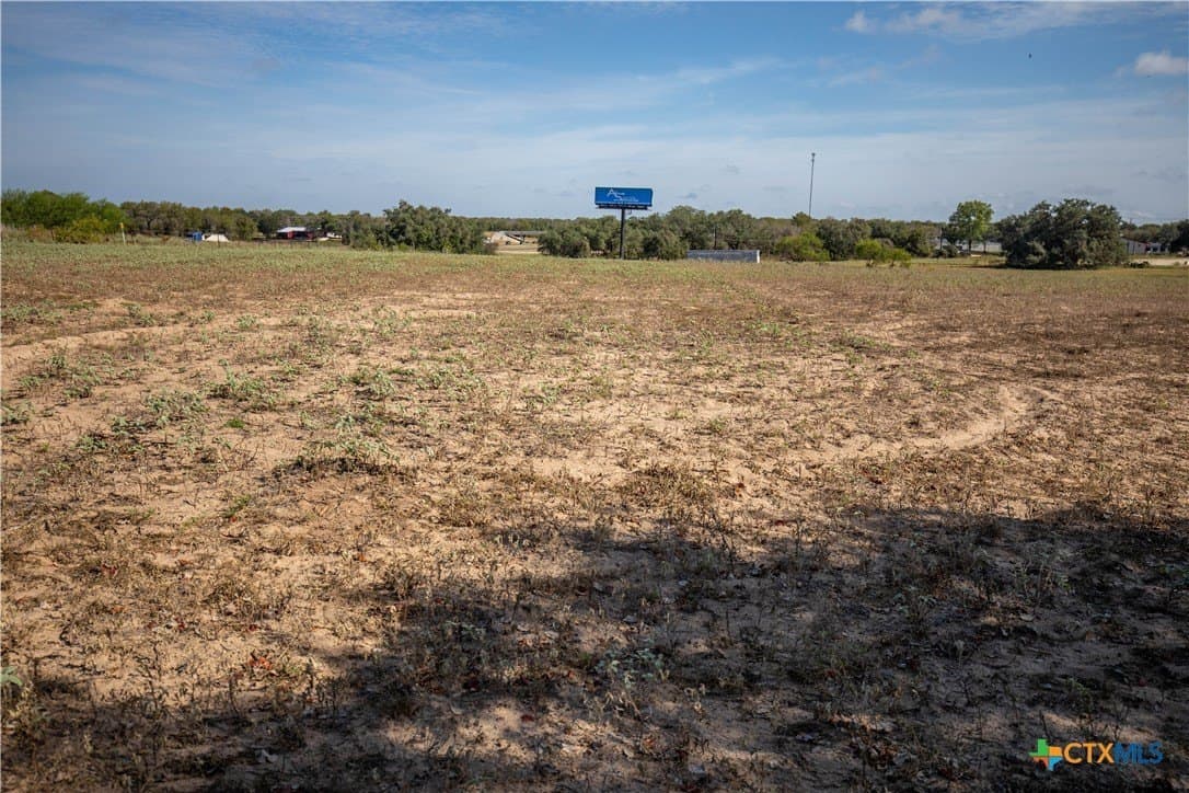 15 acres in Bexar County - photo 40