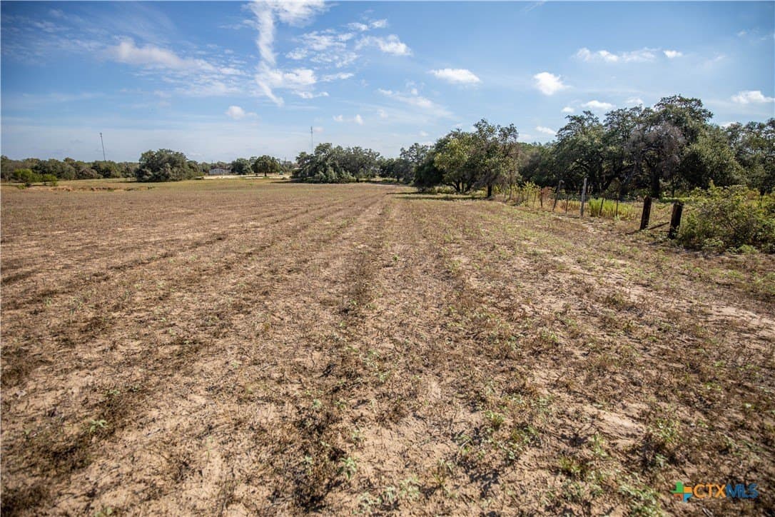 15 acres in Bexar County - photo 42