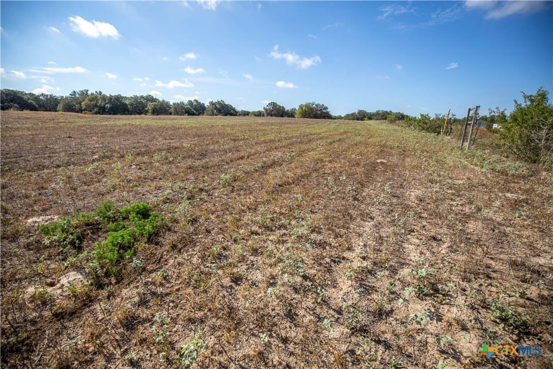 15 acres in Bexar County - photo 31
