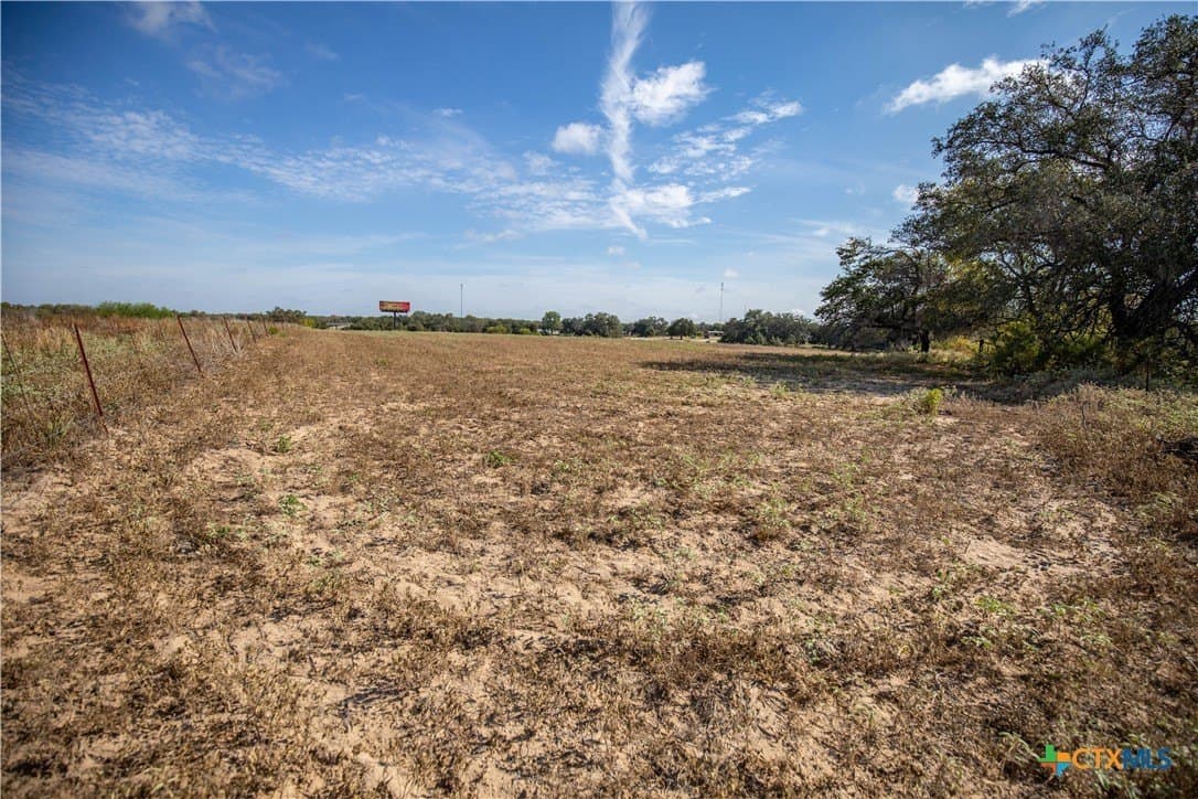 15 acres in Bexar County - photo 37