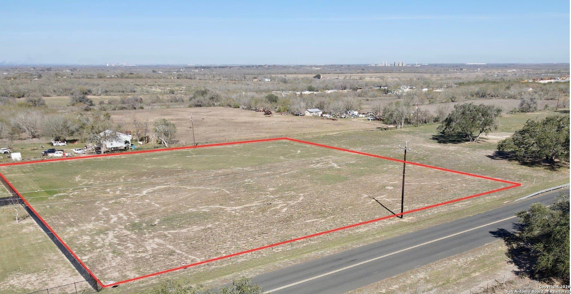 2 acres in Bexar County gallery image 4