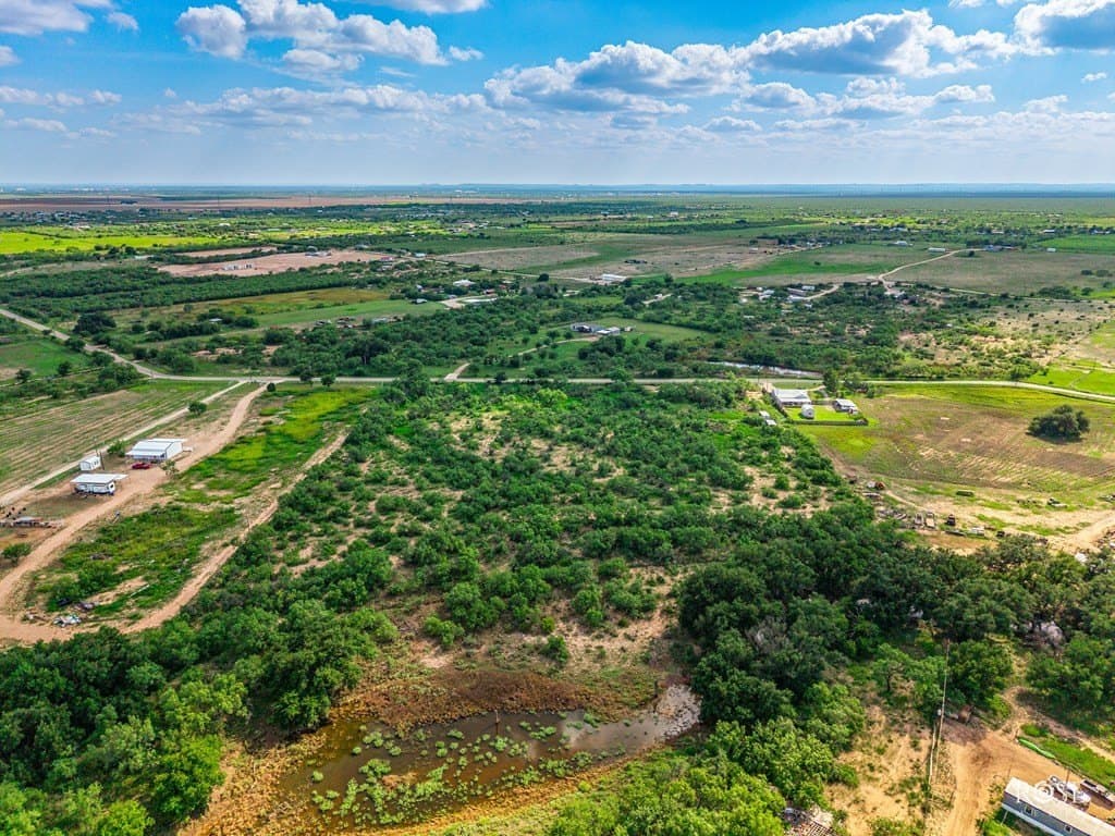 5.05 acres in Tom Green County - photo 8