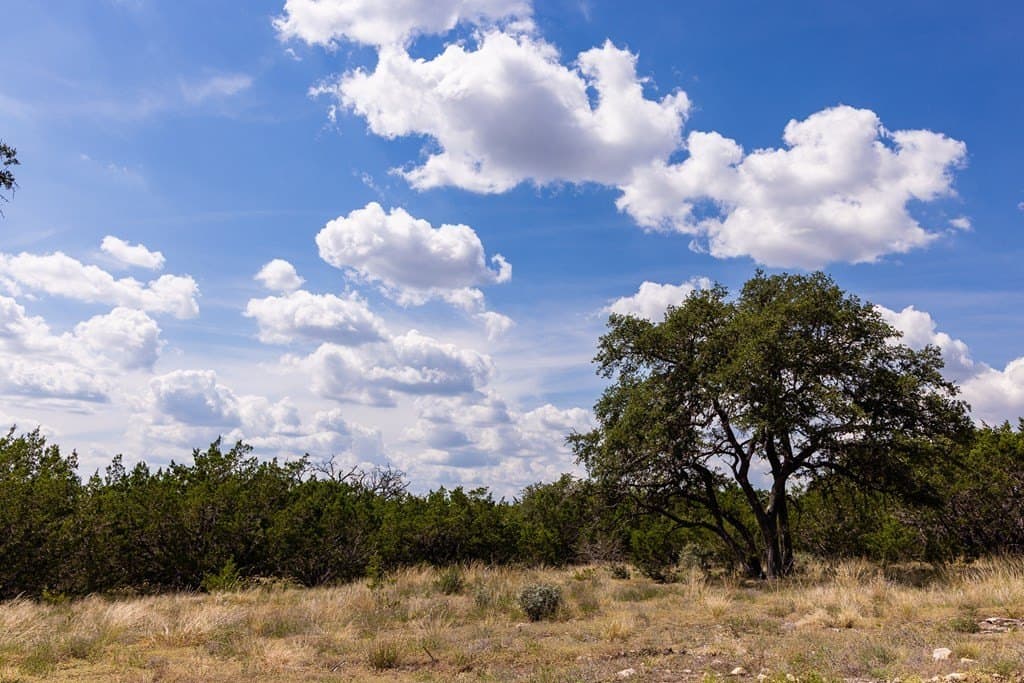12.43 acres in Kerr County - photo 15