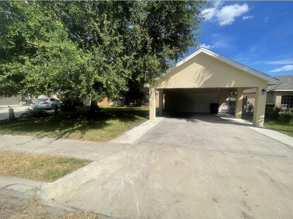 9,035 acres in Maverick County