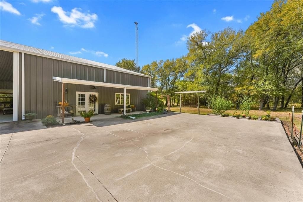 11 acres in Collin County gallery image 2