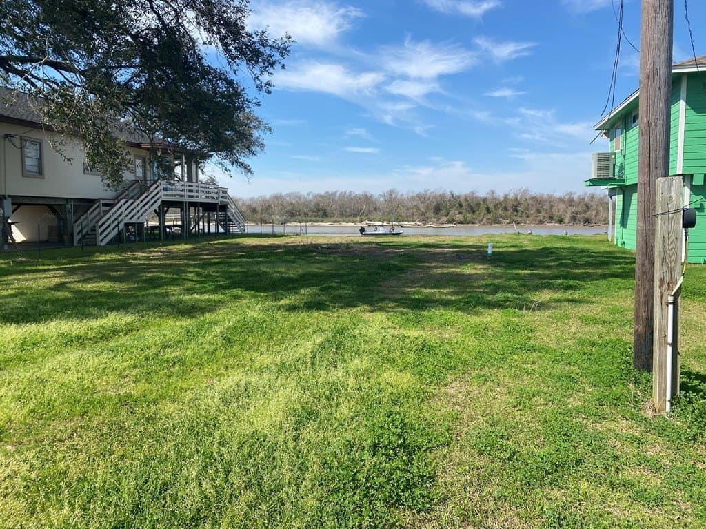 0.15 acres in Matagorda Area County - photo 2