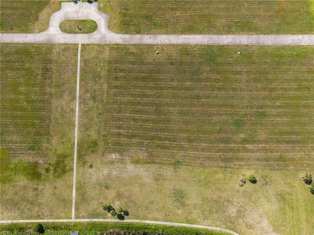 0.3 acres in Calhoun County - photo 10