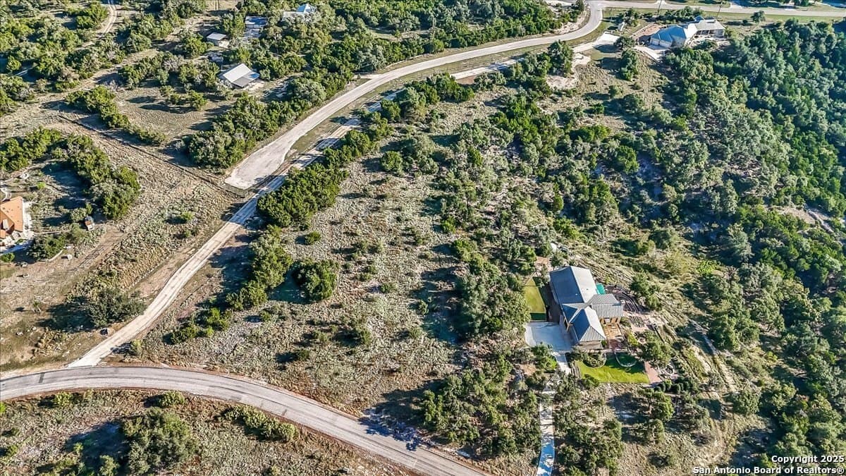 5.01 acres in Comal County gallery image 2