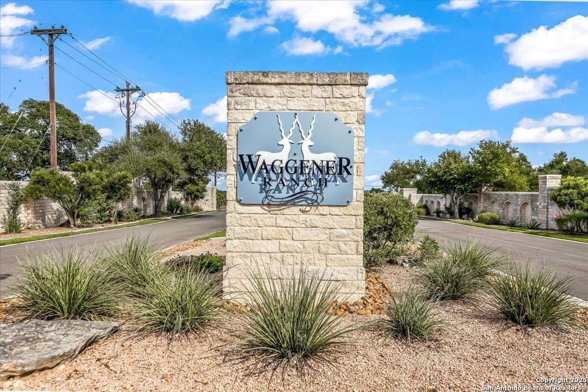 5.01 acres in Comal County - photo 17