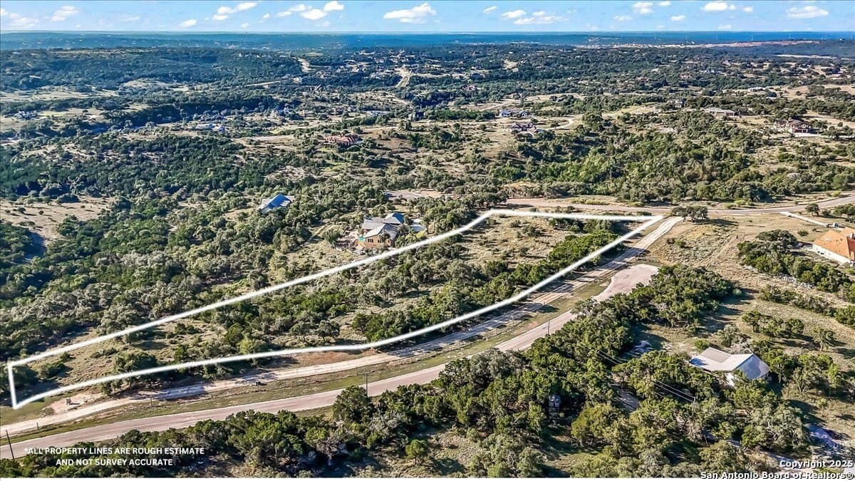 5.01 acres in Comal County - photo 9