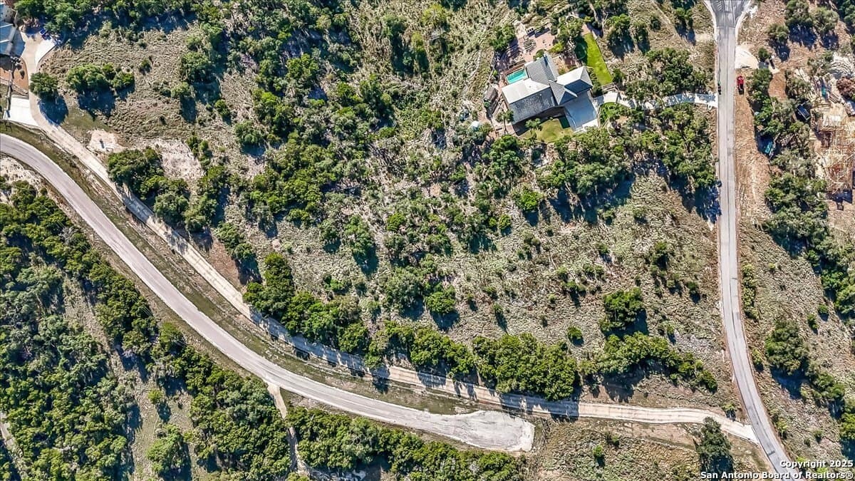5.01 acres in Comal County - photo 10