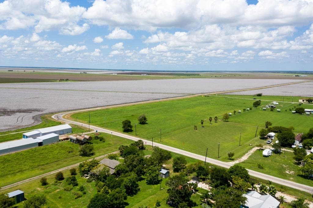 0.66 acres in Refugio County - photo 12