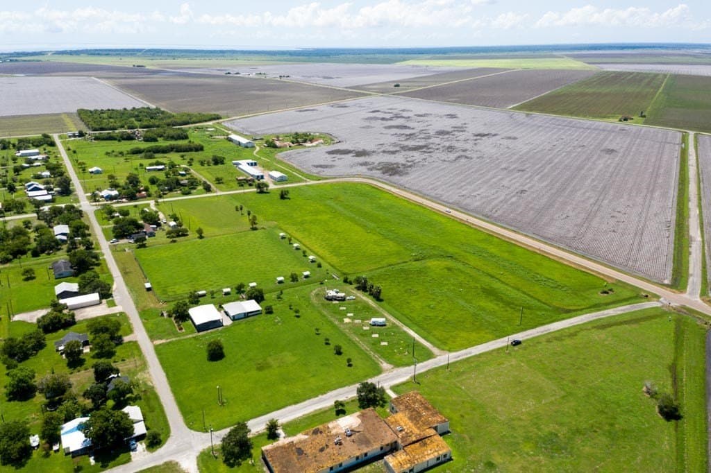 0.66 acres in Refugio County - photo 35
