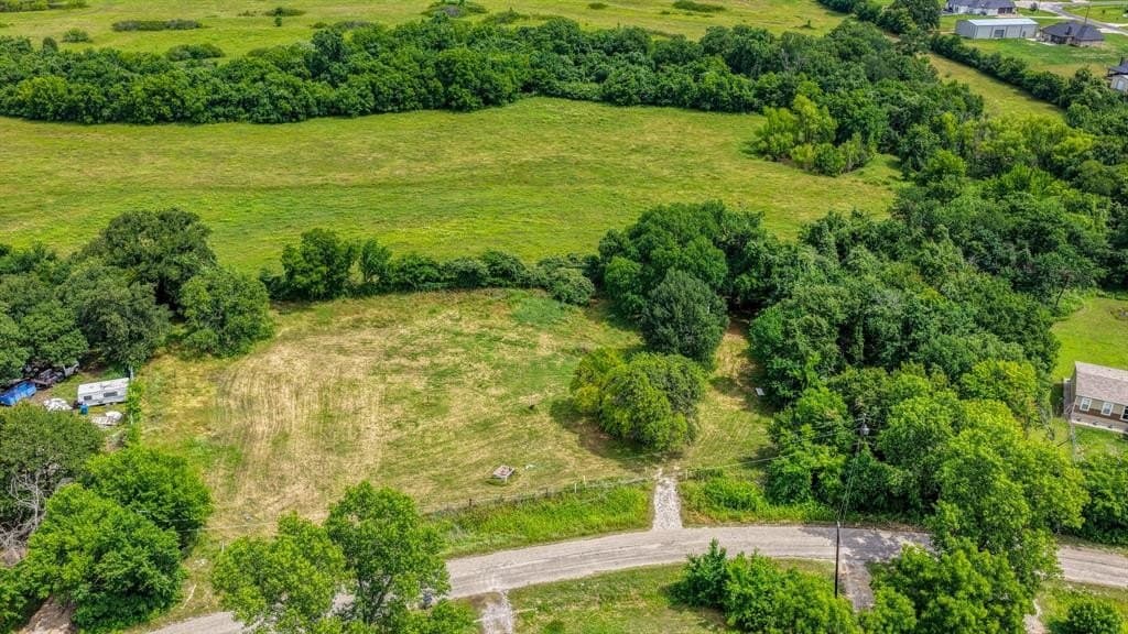 0.84 acres in Parker County gallery image 4