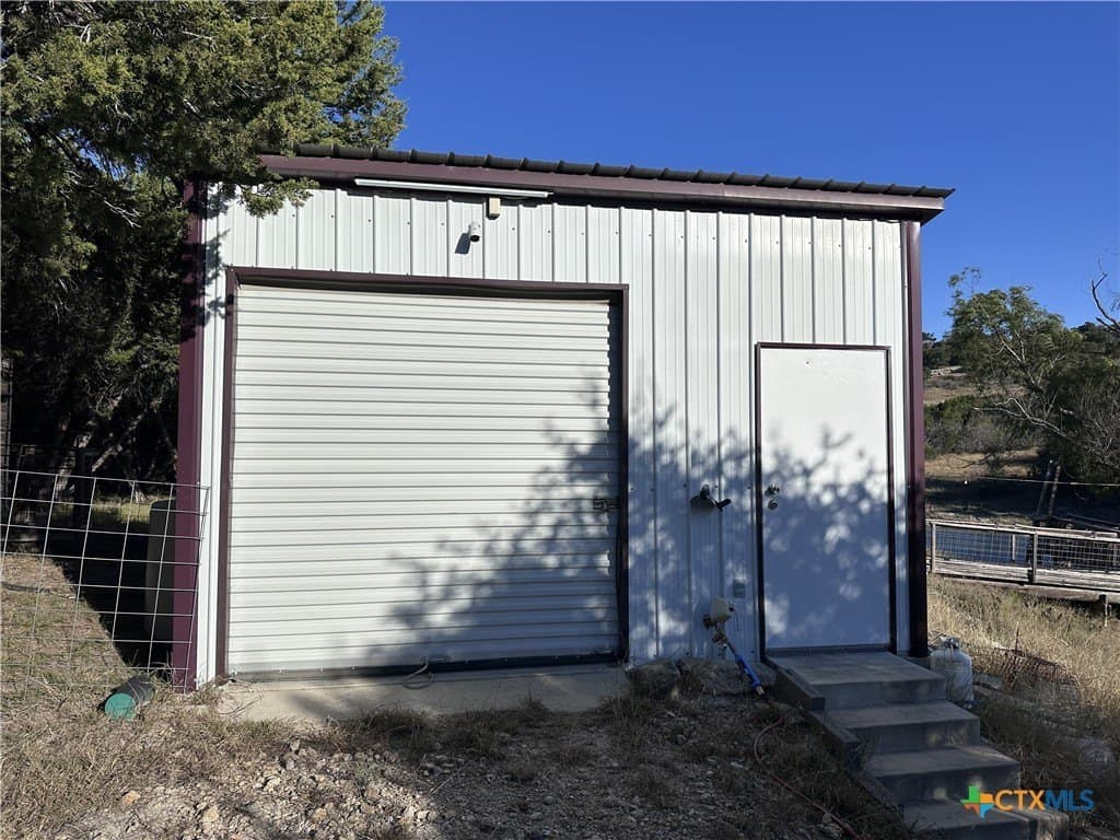 28.59 acres in Bell County - photo 11