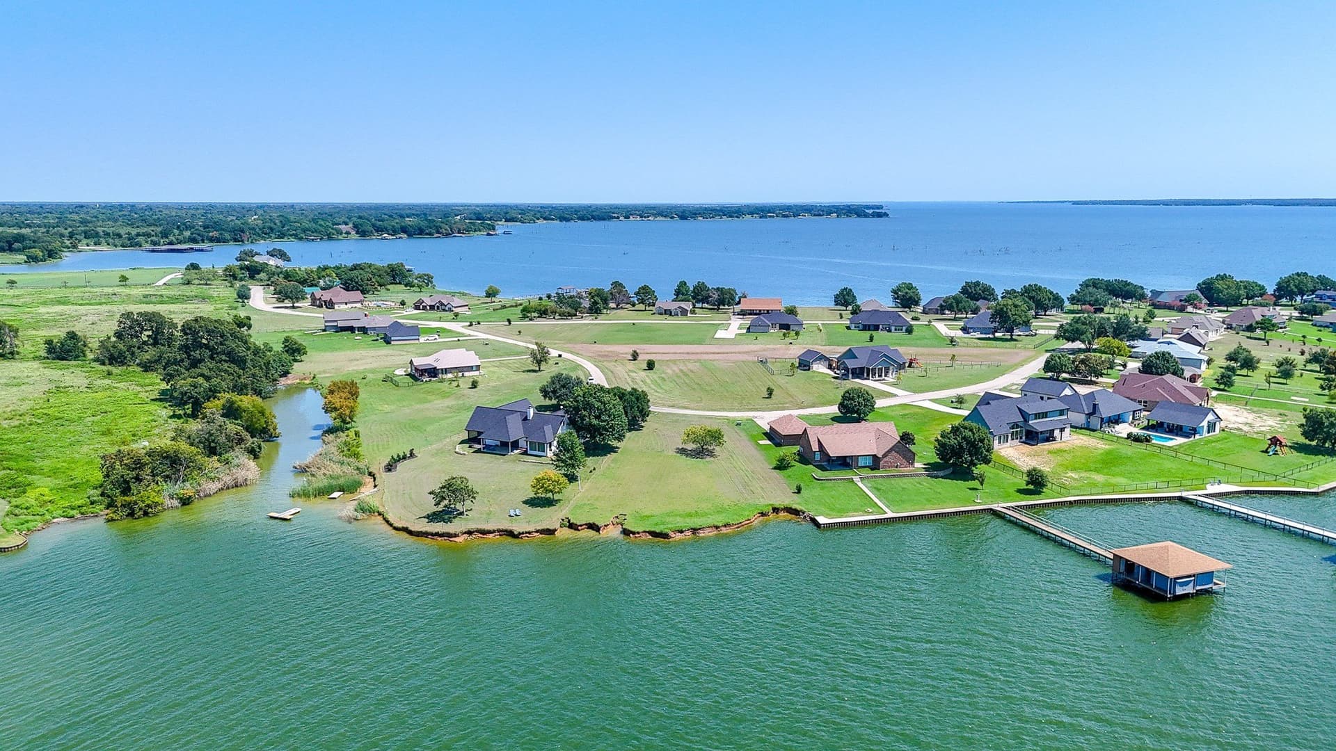 0.69 acres in Navarro County - photo 8