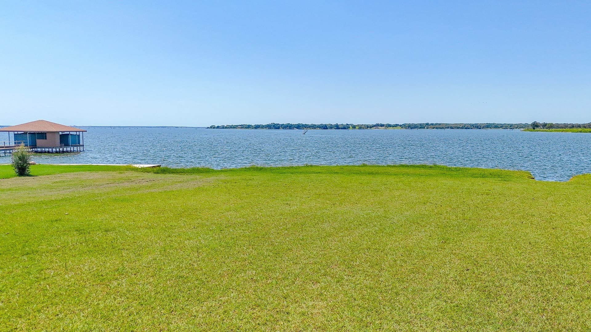 0.69 acres in Navarro County - photo 13