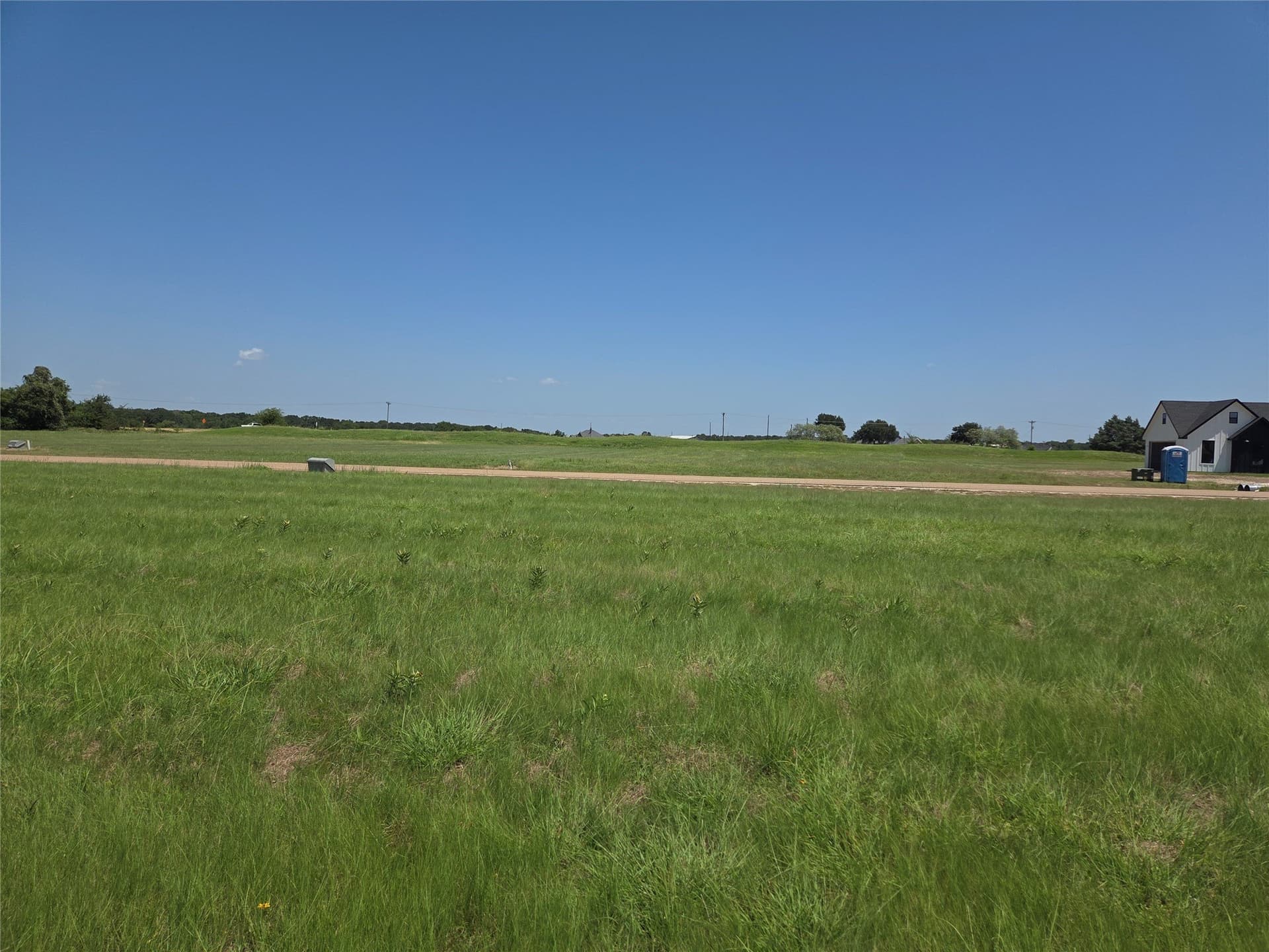 1.02 acres in Navarro County - photo 23