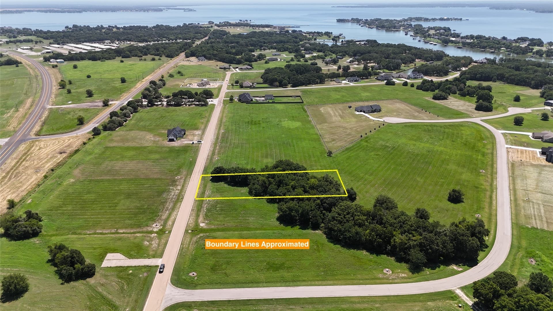 1.02 acres in Navarro County