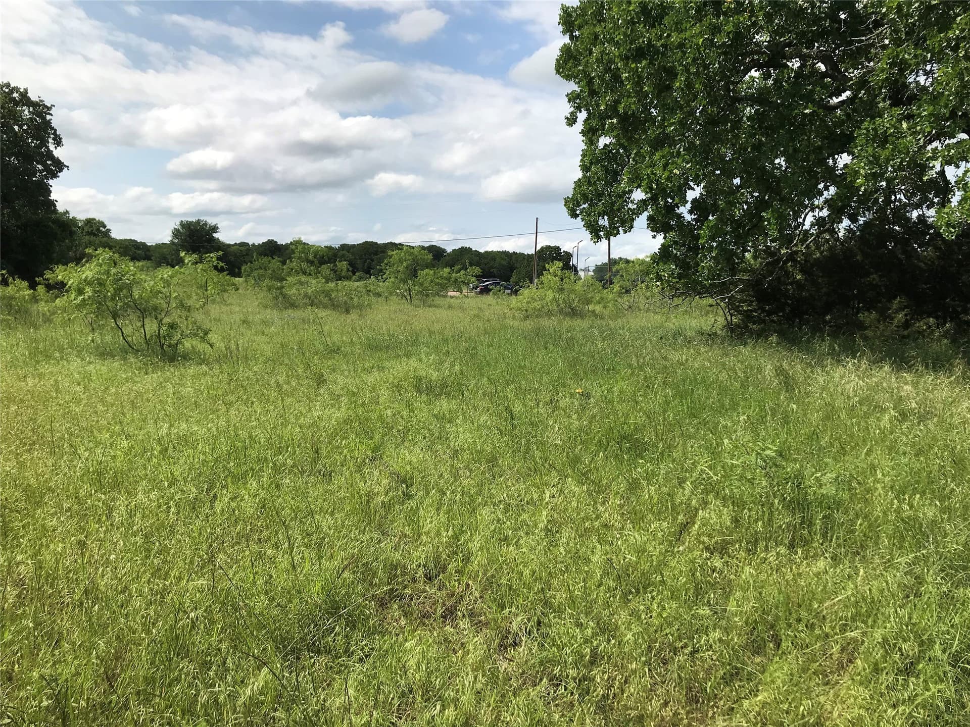 0.92 acres in Hill County - photo 23