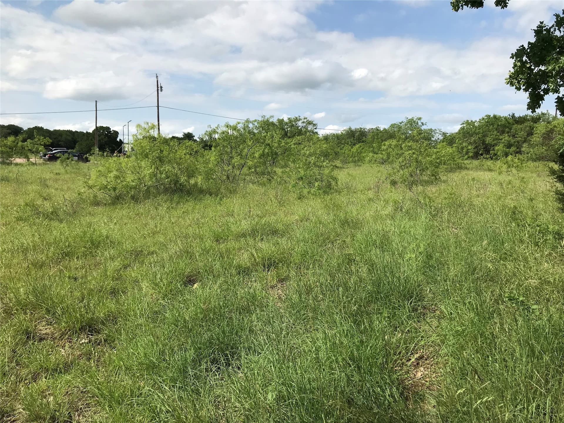 0.92 acres in Hill County - photo 16