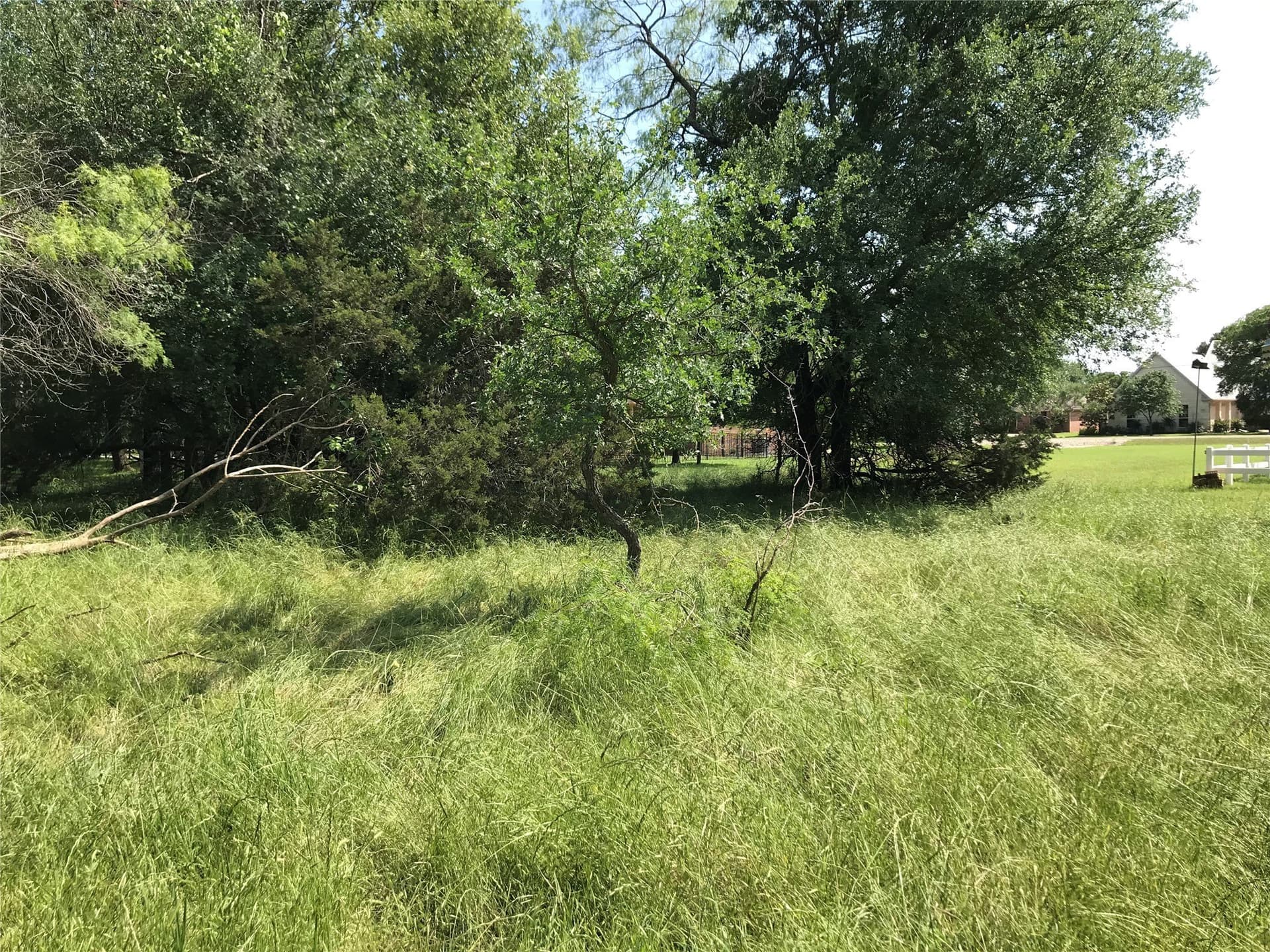 0.92 acres in Hill County - photo 29