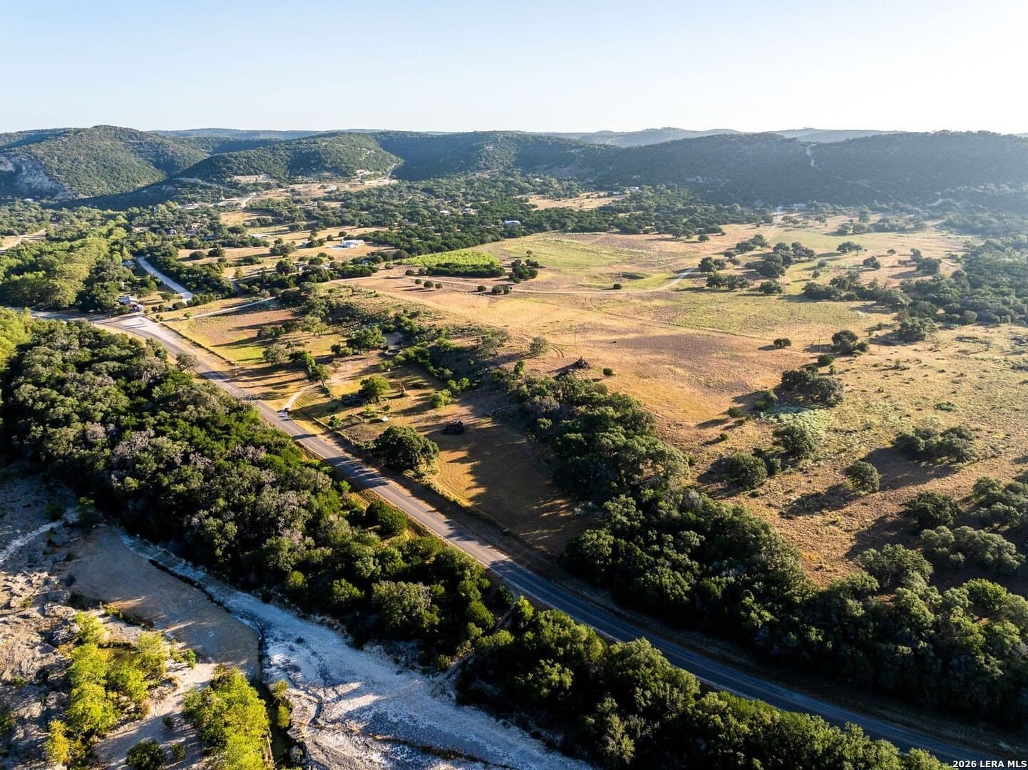 18.75 acres in Bandera County - photo 4