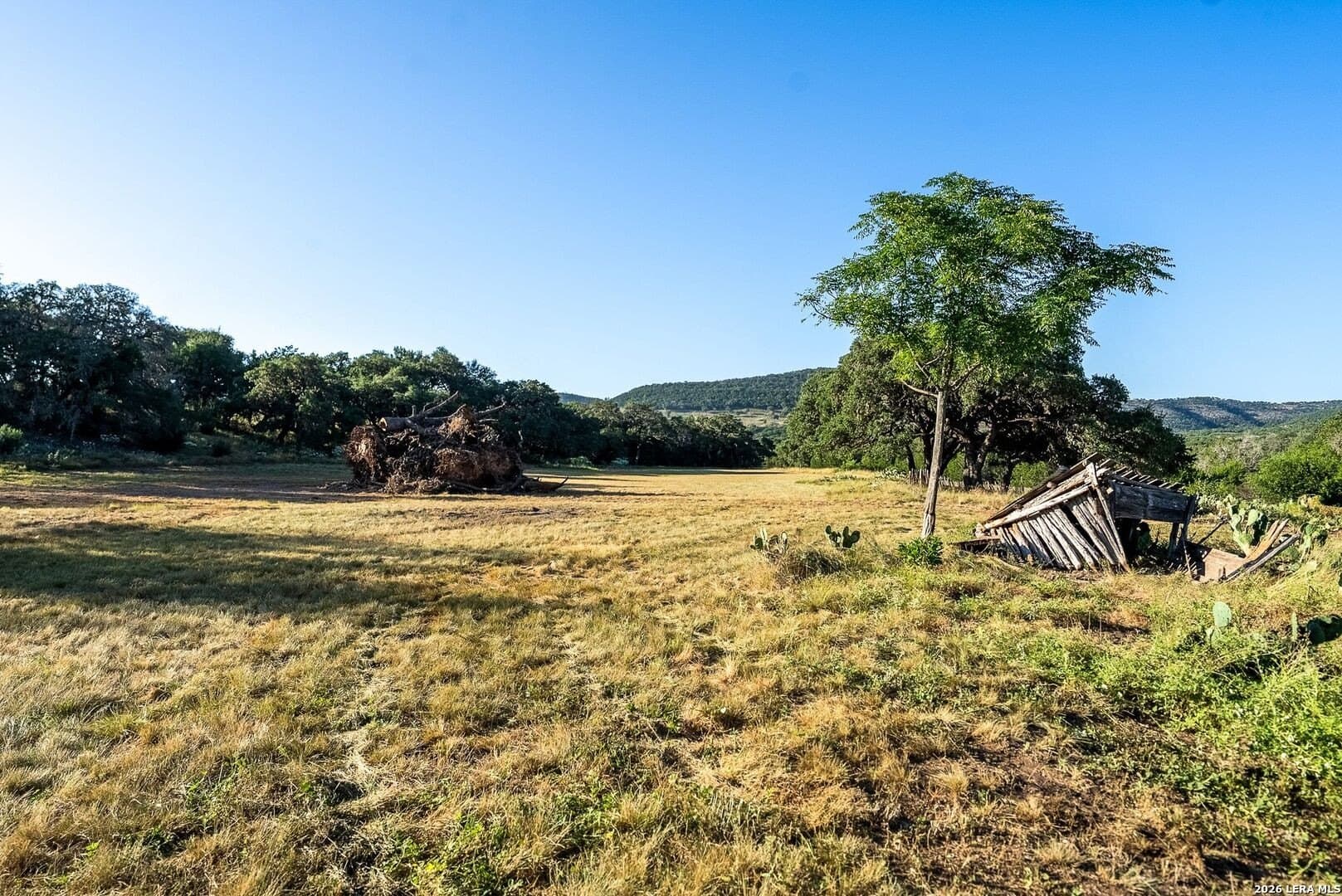 18.75 acres in Bandera County - photo 27
