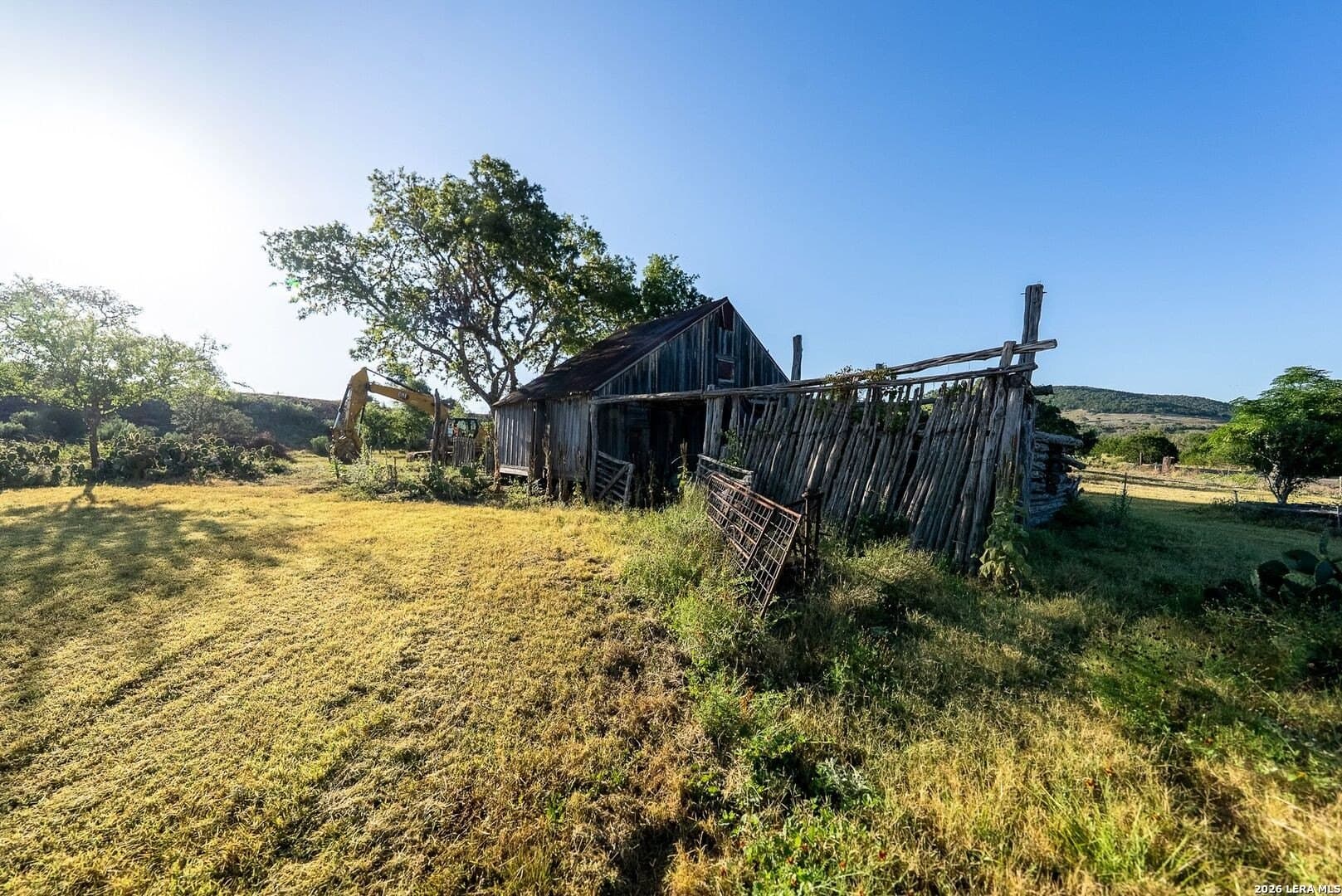 18.75 acres in Bandera County - photo 17