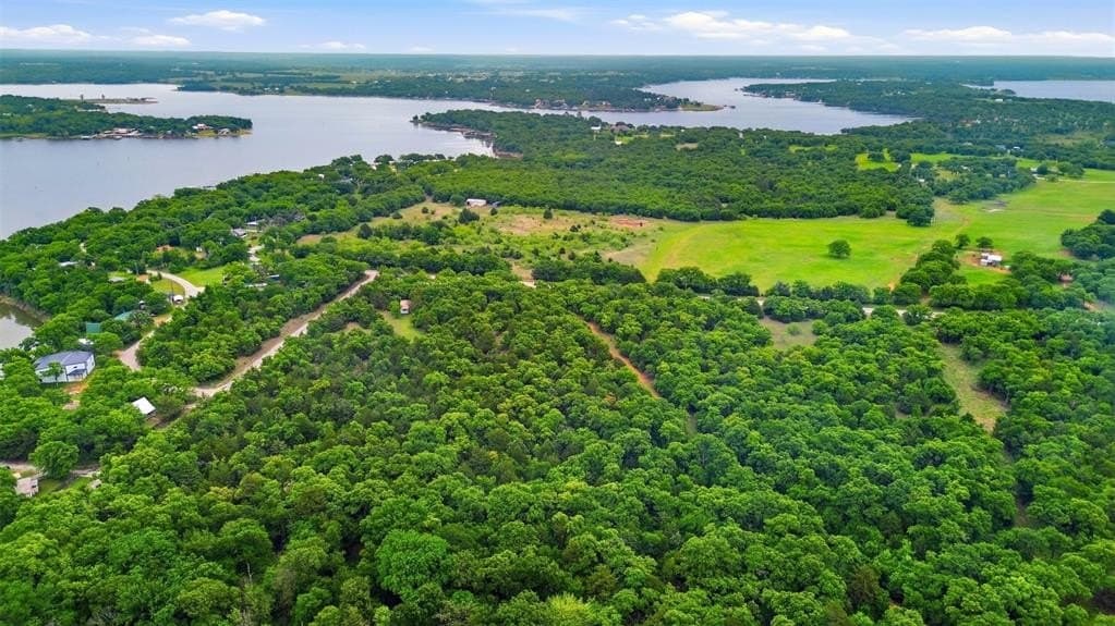 18.39 acres in Montague County