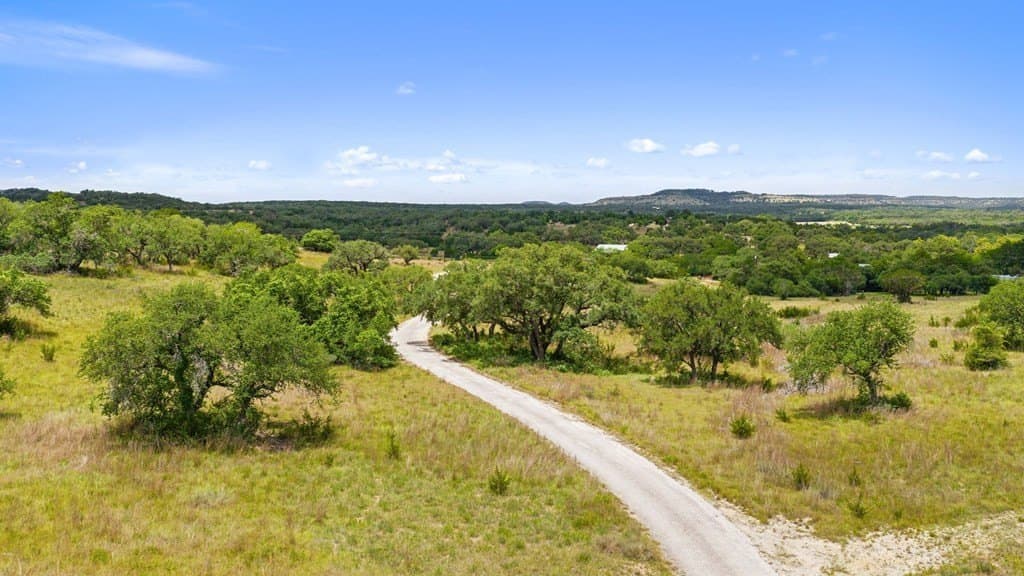 257 acres in Hays County - photo 9