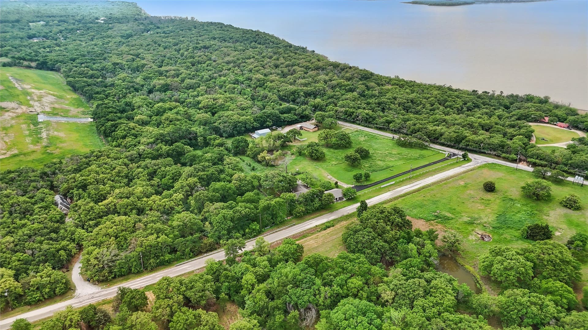 16.79 acres in Denton County - photo 3