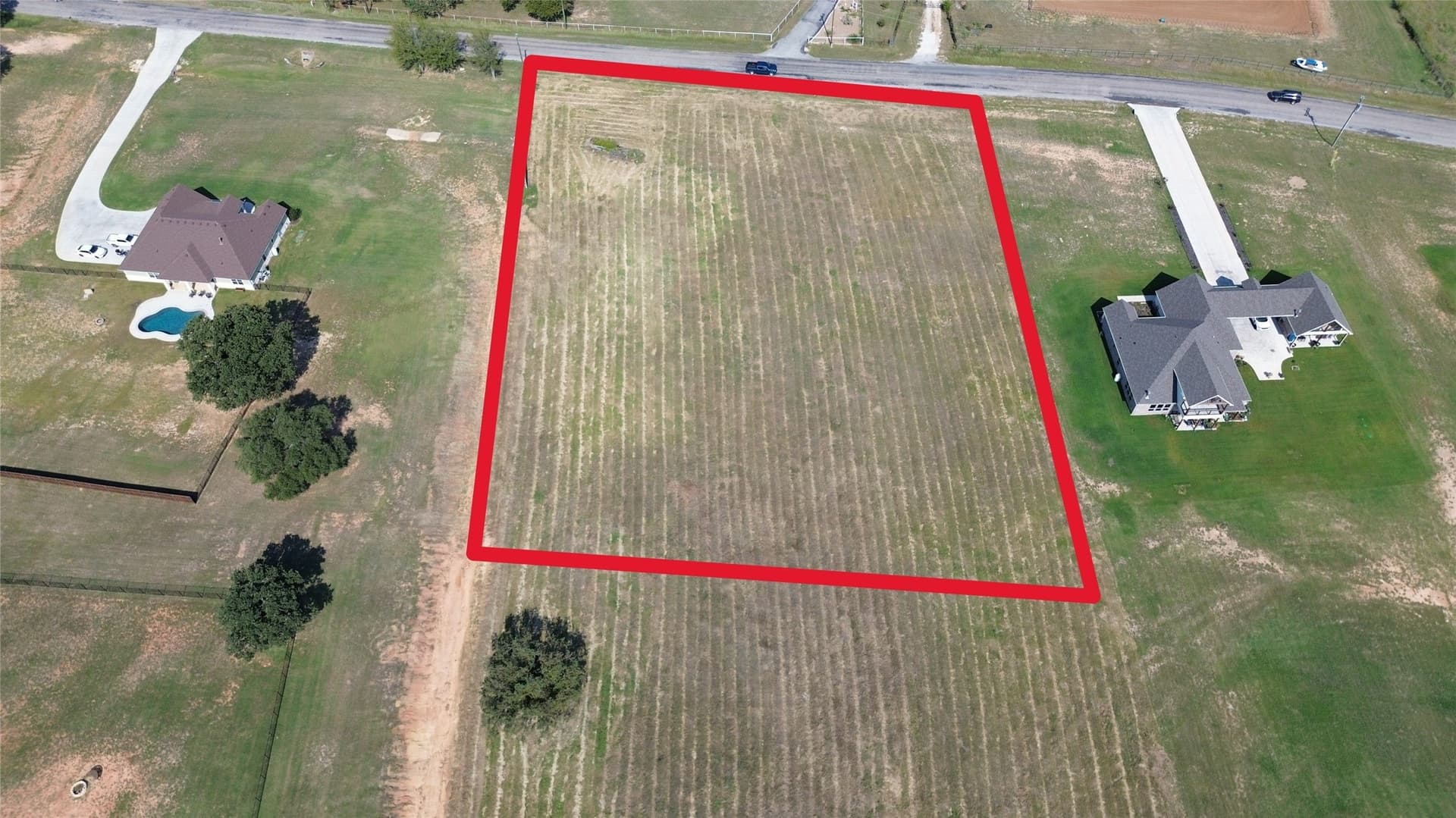 2.04 acres in Hood County gallery image 2
