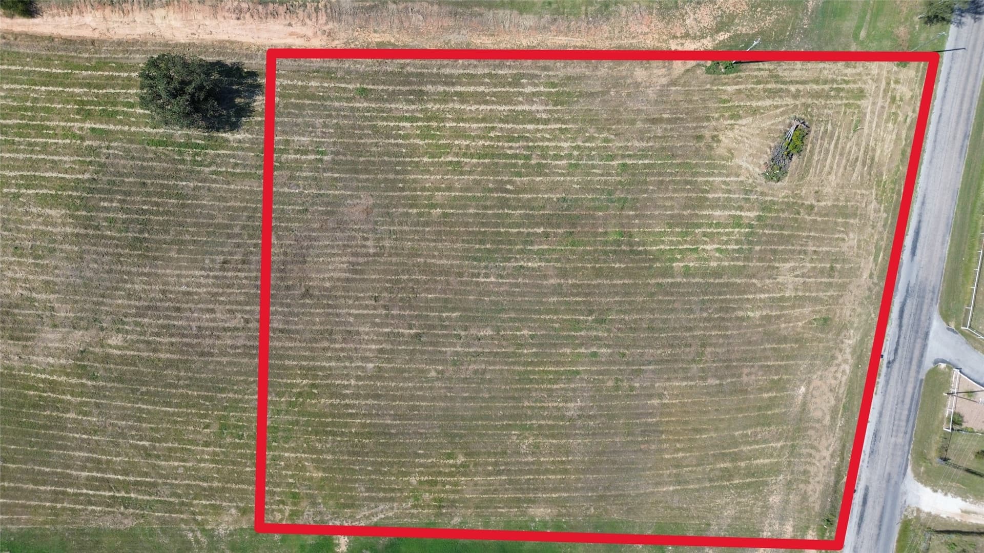 2.04 acres in Hood County